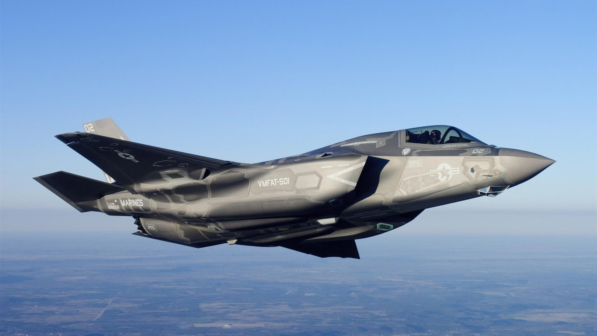 “光影交错”——赛场中的奇幻瞬间,光影交错比喻什么